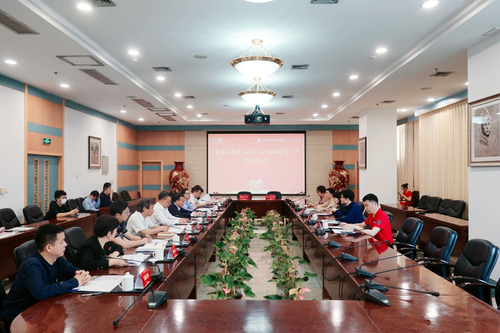 f481c5eeb35da0059bd619544a42fb6.jpg f481c5eeb35da0059bd619544a42fb6.jpg