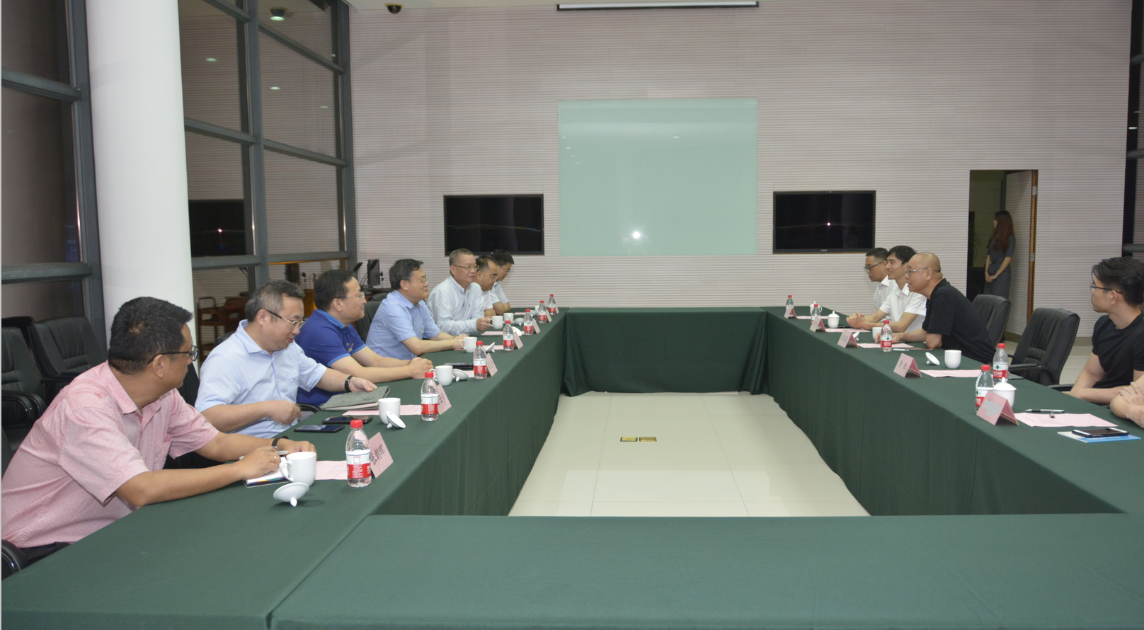 XNMNHNG3QO7}[KM}NFNRMTC.png XNMNHNG3QO7}[KM}NFNRMTC.png