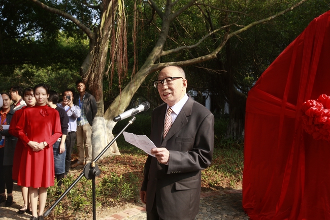 6周詠棠学长与大家分享“知无央,爱无疆”.jpg 6周詠棠学长与大家分享“知无央,爱无疆”.jpg